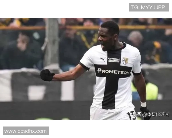 足球明星卡尔的巅峰时刻回顾展现他最帅气的瞬间与精彩表现 足球明星卡尔的巅峰时刻回顾展现他最帅气的瞬间与精彩表现