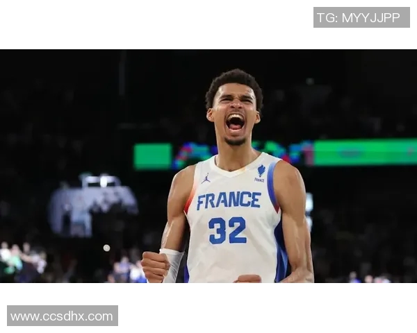 文班亚马新秀赛季表现抢眼场均20分10篮板3盖帽实力领跑联盟 文班亚马新秀赛季表现抢眼场均20分10篮板3盖帽实力领跑联盟